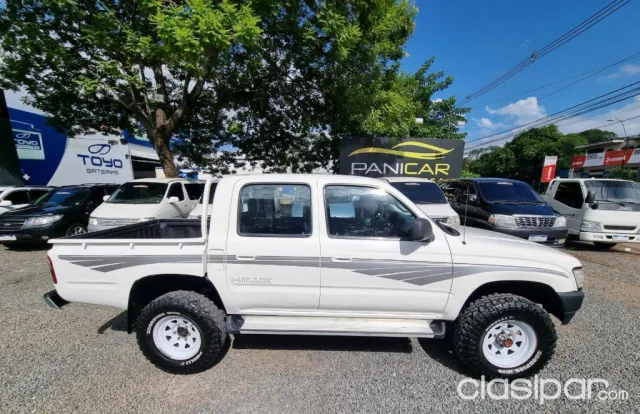 Toyota Hilux 2000 - foto 2