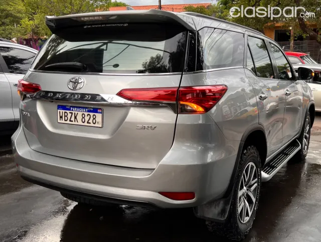 Toyota Fortuner 2017 — foto 5