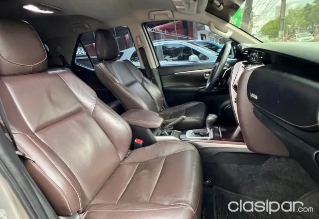 Toyota Fortuner 2017 — foto 6