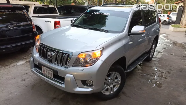 Toyota Land Cruiser 2011 - foto 2
