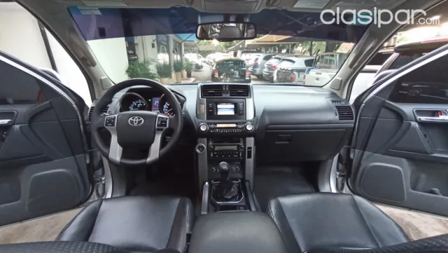 Toyota Land Cruiser 2011 — foto 3