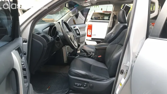 Toyota Land Cruiser 2011 — foto 4