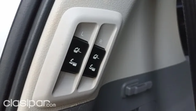 Toyota Land Cruiser 2011 — foto 5