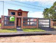 Vendo hermosa casa a estrenar en Villa Elisa. Zona residencial