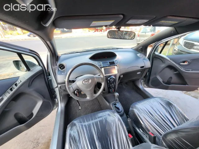 Toyota Vitz 2010 — foto 4
