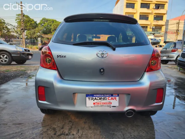 Toyota Vitz 2010 — foto 7