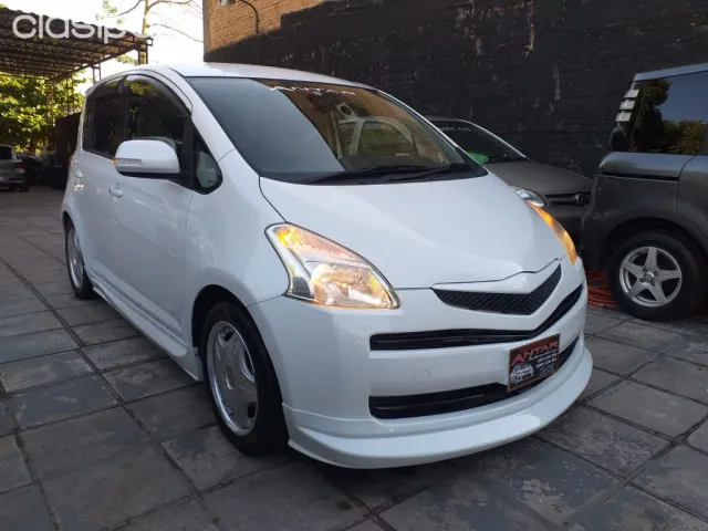 Toyota Ractis 2005 - foto 2