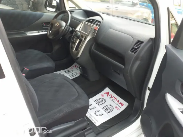 Toyota Ractis 2005 - foto 8