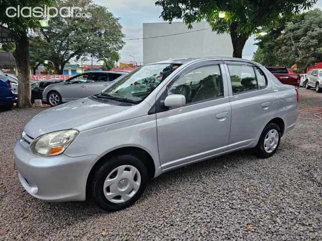 Toyota Platz 2003 - foto 2
