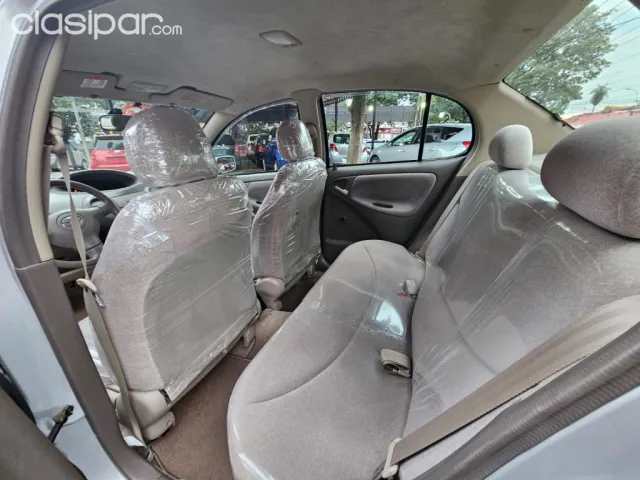Toyota Platz 2003 — foto 3