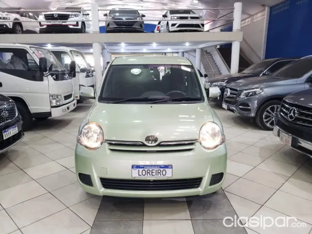 Toyota Sienta 2010 — foto 3