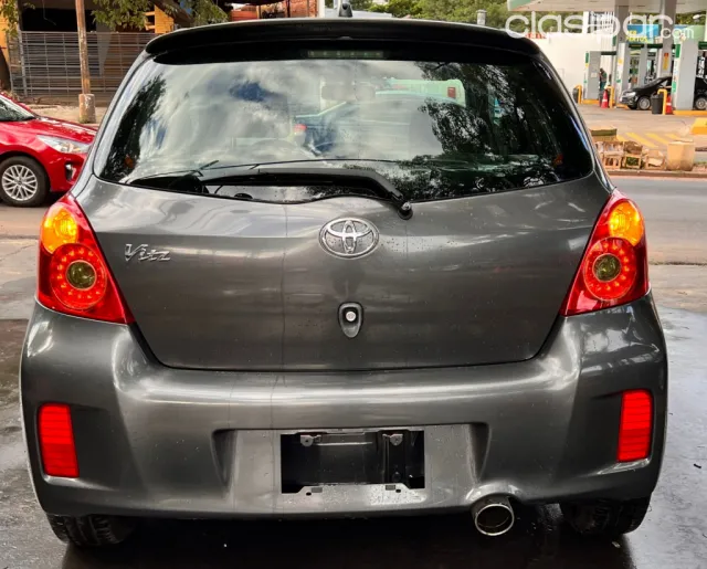 Toyota Vitz 2009 — foto 6