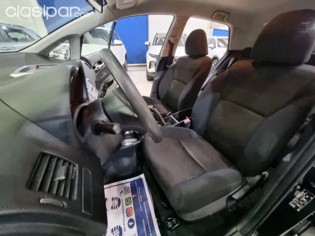 Toyota Auris 2008 — foto 7