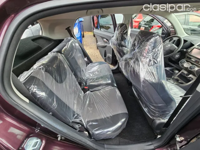 Toyota New Ist 2010 — foto 5