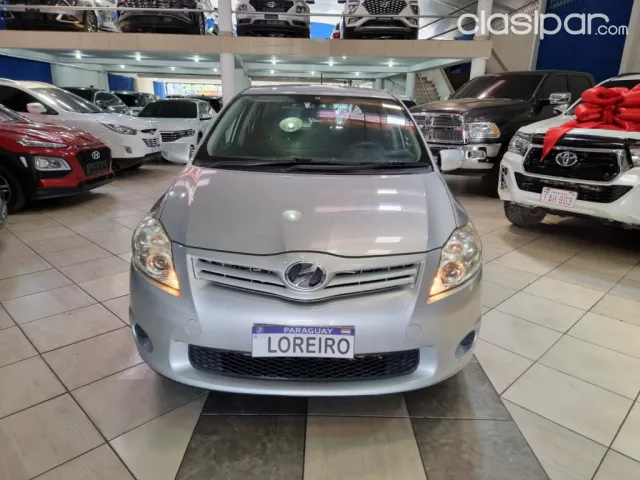 Toyota Auris 2010 — foto 2
