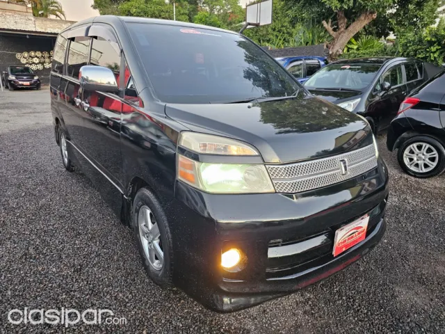 Toyota Voxy 2006 — foto 5