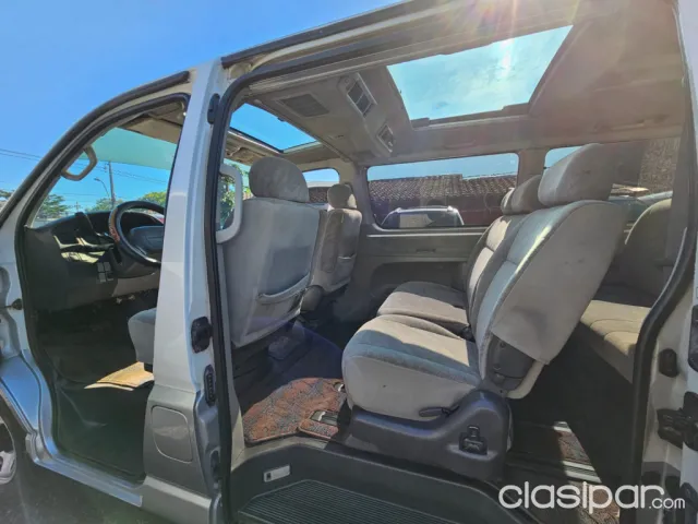 Toyota Regius Año 1998 — foto 6