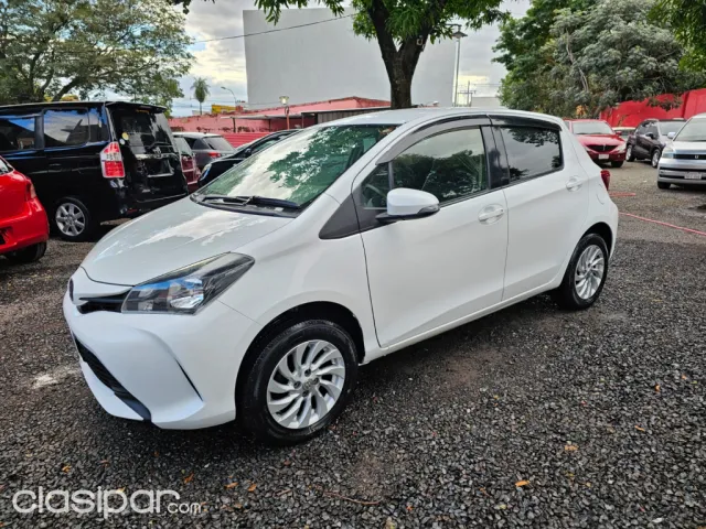Toyota Vitz 2014 — foto 3
