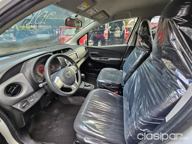 Toyota Vitz 2014 — foto 6