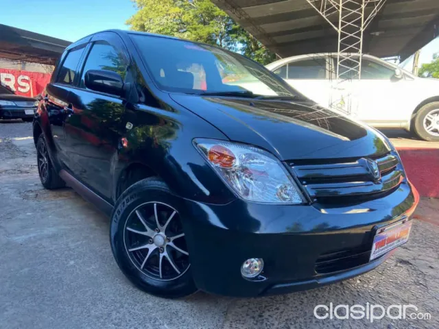 Toyota Ist 2004 - foto 2