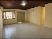 Vendo Casa de 3 Dormitorios en Villa Adela, Luque-CLHO5145021