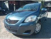 VENDO TOYOTA BELTA COLOR AZUL FULL REC.IMPORTADO IMPECABLE SIN USO EN PY AÑO 2012