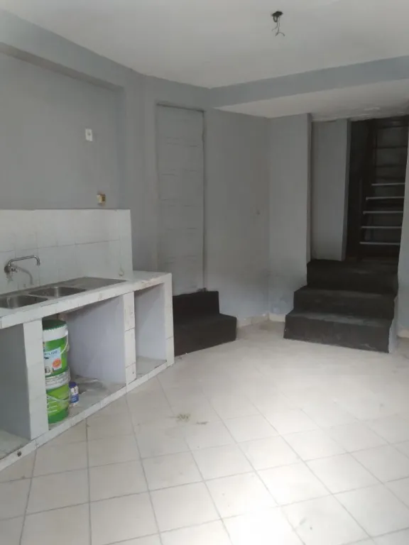 ALQUILO DEPARTAMENTO EN SAJONIA sobre Ygatimi al lado de un Gimnasio — foto 2