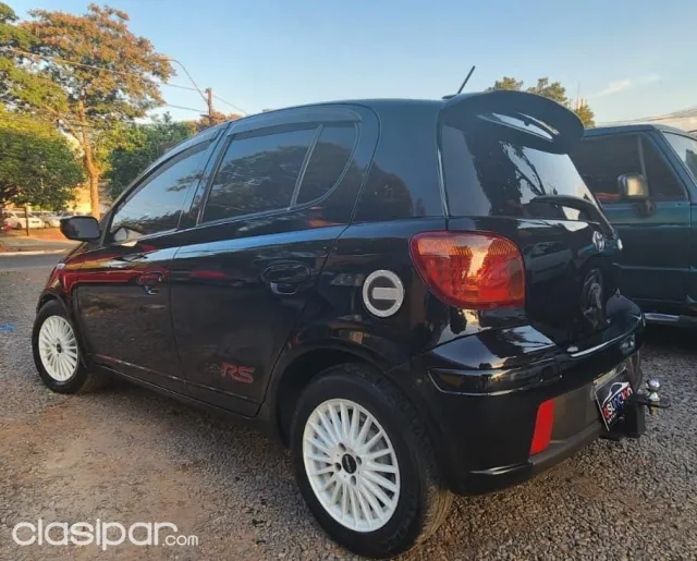 Toyota Vitz 2003 — foto 3