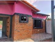 Vendo casa a estrenar en Ñemby entre Villa Elisa