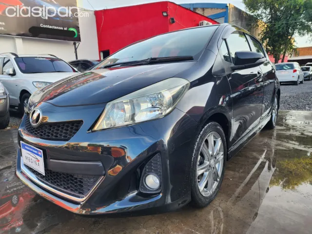 Toyota Vitz 2012 - foto 2
