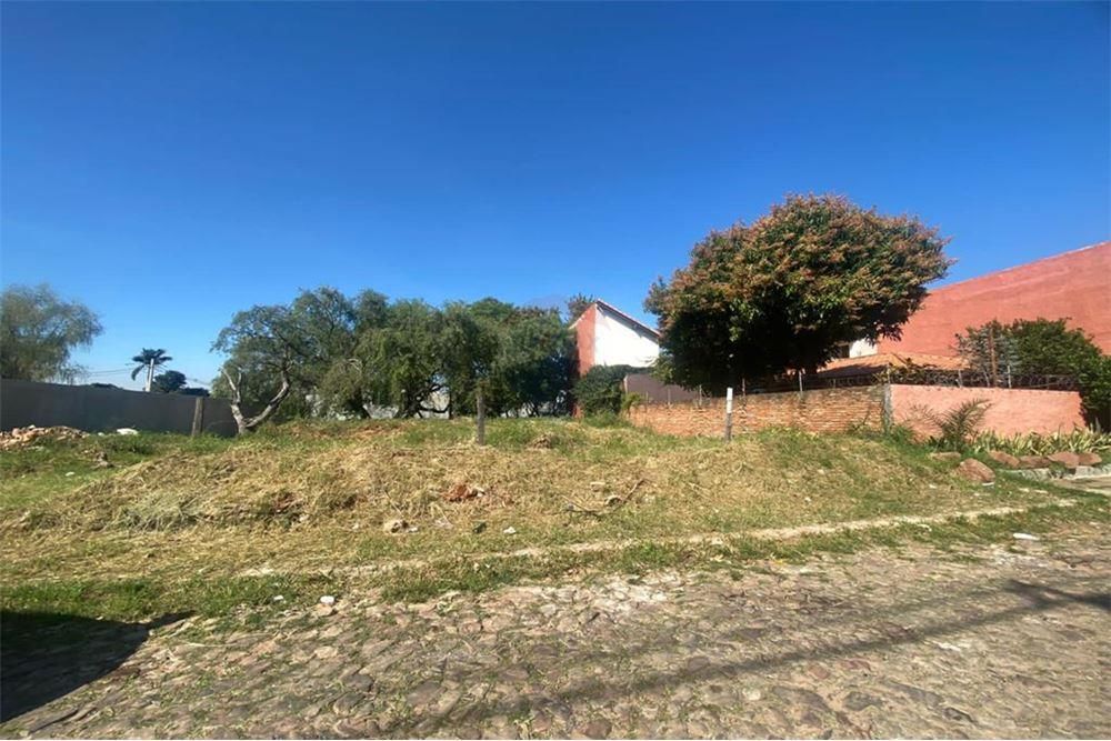 CONSULTE al 0983828383 Vendo terreno en Asunción colegio santa ana a