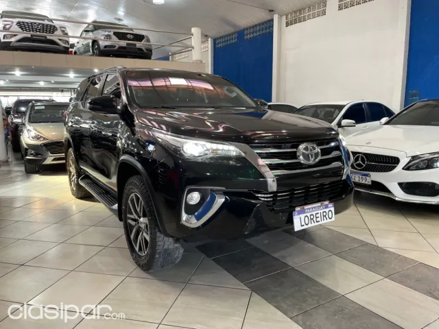 Toyota Fortuner 2018 - foto 2