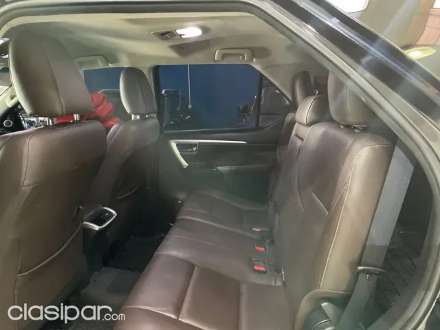 Toyota Fortuner 2018 — foto 6