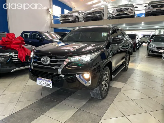 Toyota Fortuner 2018 — foto 2