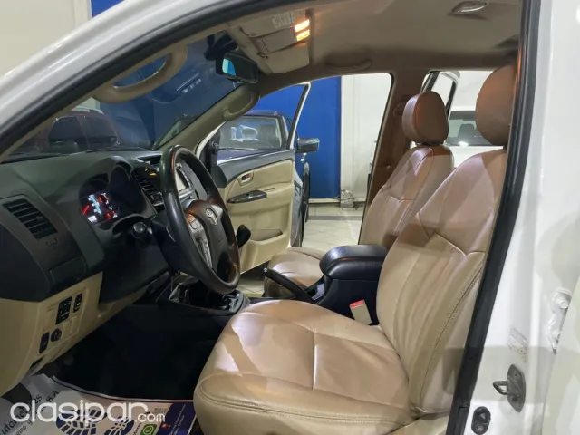 Toyota Fortuner 2014 — foto 4