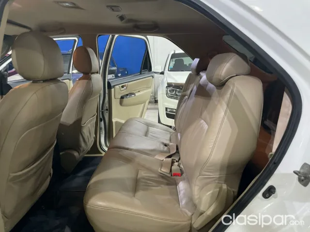 Toyota Fortuner 2014 — foto 5