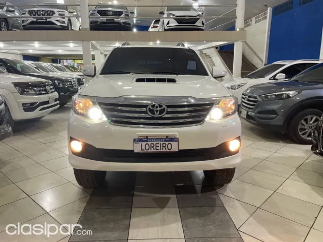 Toyota Fortuner 2014 - foto 2