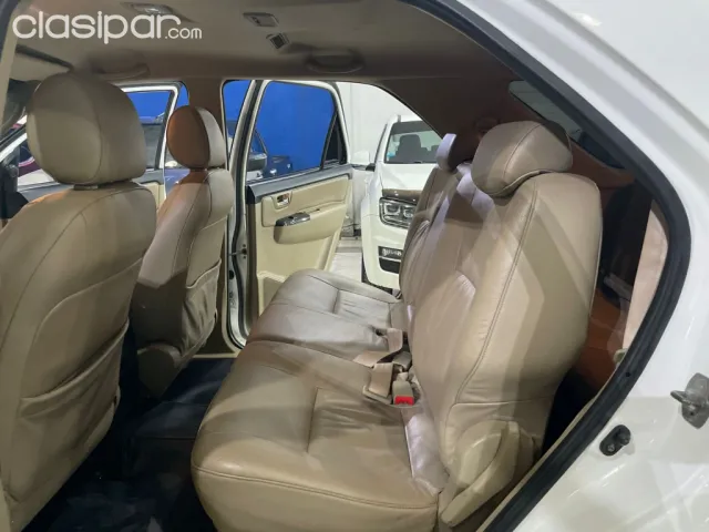 Toyota Fortuner 2014 — foto 6