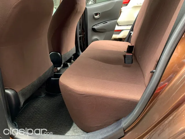 Toyota Vitz 2012 — foto 3