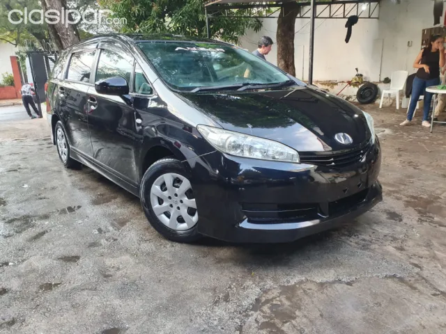 Toyota Wish 2009 - foto 2