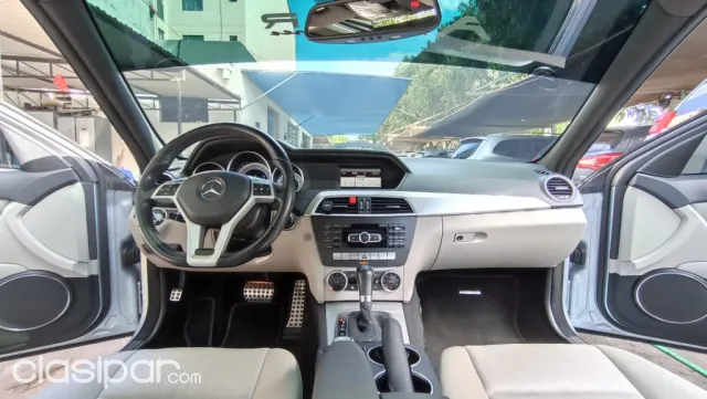 Mercedes-Benz C250 2013 — foto 7