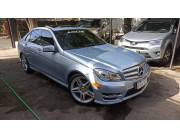 VENDO MERCEDES BEN-Z C250 UNICO DUEÑO TÍTULO CV A MANO IMPECABLE ESTADO