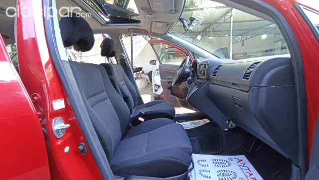 Toyota Wish 2004 — foto 5