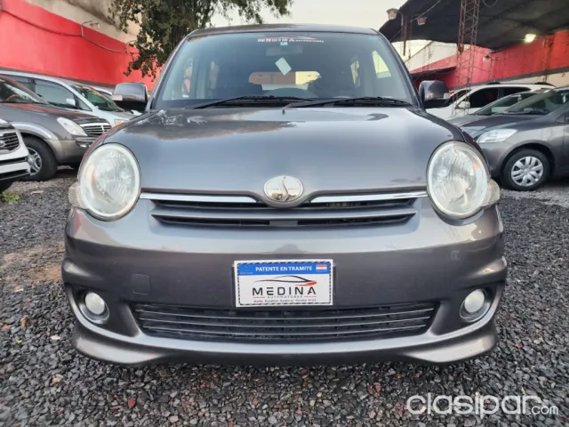 Toyota Sienta 2008 - foto 2