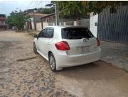 Vendo Toyota auris 2007 blanco perla único dueño