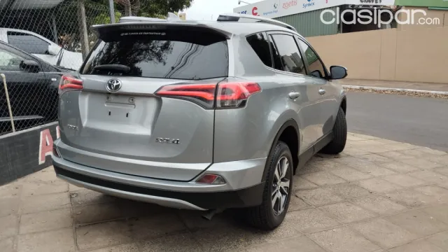 Toyota Rav4 2017 — foto 6