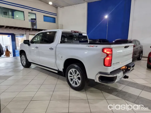 Chevrolet Silverado 2023 - foto 2