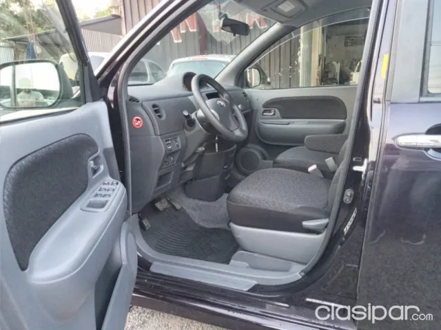 Toyota Sienta 2012 — foto 5