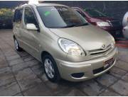 VENDO TOYOTA FUNCARGO RECIEN IMPORT SIN USO EN PY AÑO 2004 MOTOR 1.3