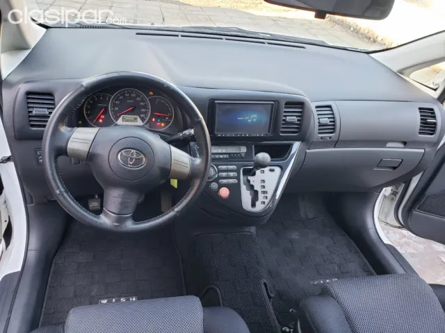 Toyota Wish 2003 — foto 5